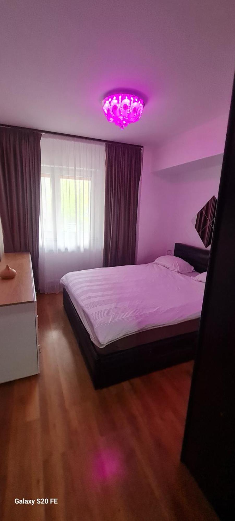 בראשוב Apartament Regim Hotelier Elis מראה חיצוני תמונה